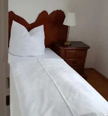 Am Frassl's Biche Apartman *